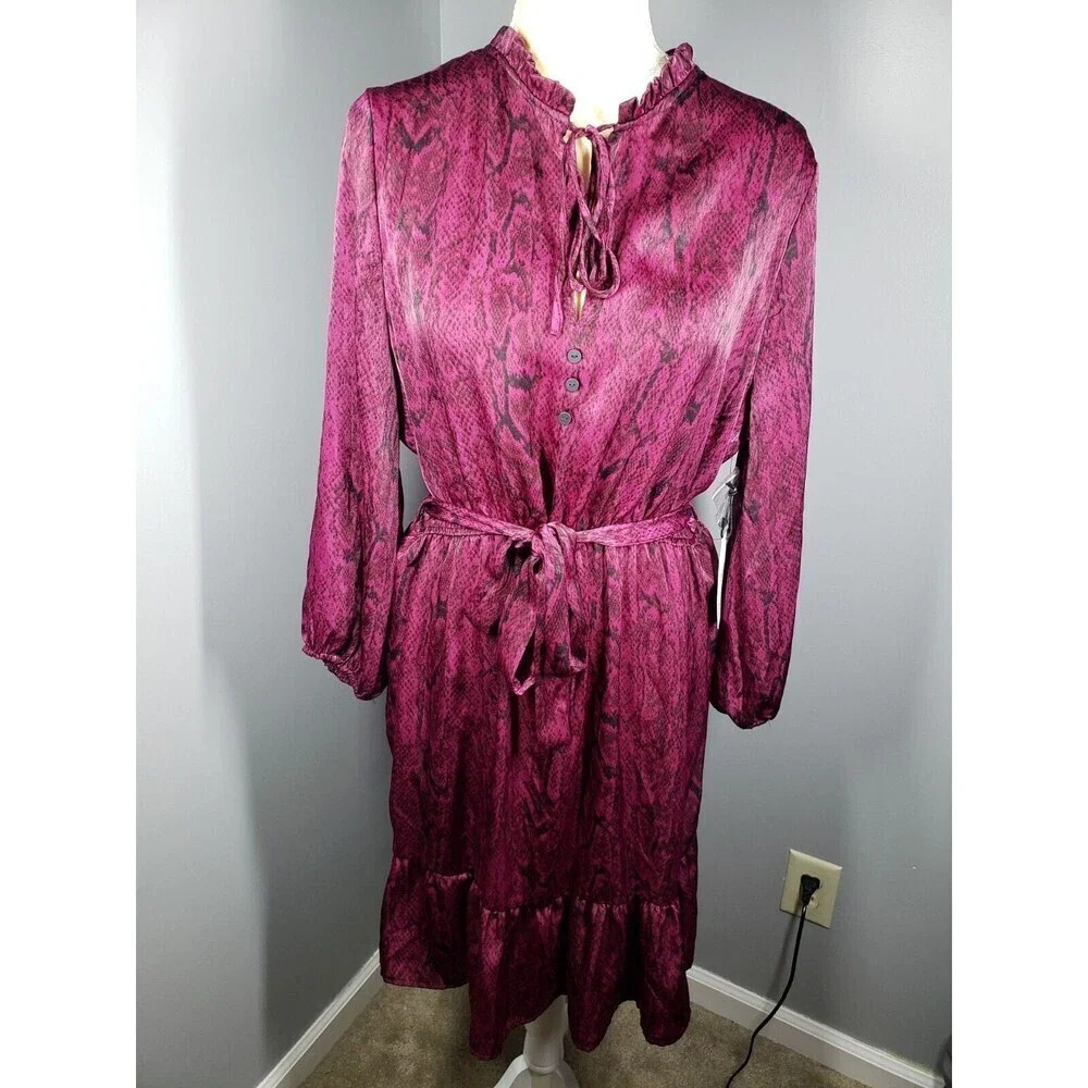 Dex Women's Elastic Waist Midi Dress In Magenta Snake Size 1X